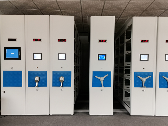 �V�������ܼ��ܶ����������ܼ��ܶ����r��