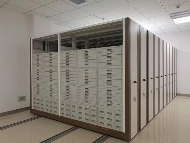 ��ό������